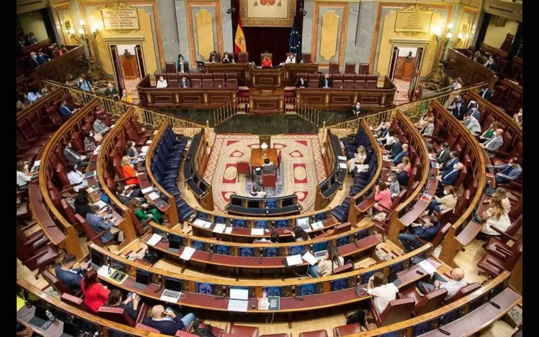 deputes-espagnols-Espagne-scaled