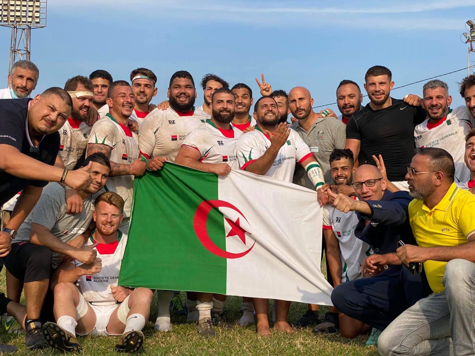 L’Algérie disputera la demi-finale de l’Africa Rugby Cup, ce mercredi , contre le Kenya. L’équipe algérienne n&rsquo;est plus qu&rsquo;à une marche de la finale de ce tournoi africain, dont le vainqueur participera à la prochaine Coupe du monde de rugby.  C’est un match décisif qui se jouera donc à Marseille, face à une talentueuse équipe du Kenya.