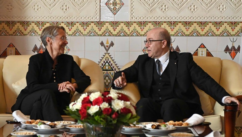 Algérie-France : signature d&rsquo;un communiqué conjoint et de plusieurs accords dans divers domaines