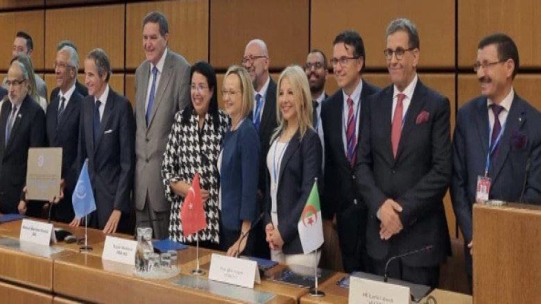 L'Algérie Élue au Conseil des Gouverneurs de l'AIEA pour 2023-2025 Un Engagement en Faveur de la Sécurité et du Développement Durables L'Algérie Élue au Conseil des Gouverneurs de l'AIEA pour 2023-2025 : Un Engagement en Faveur de la Sécurité et du Développement Durables
