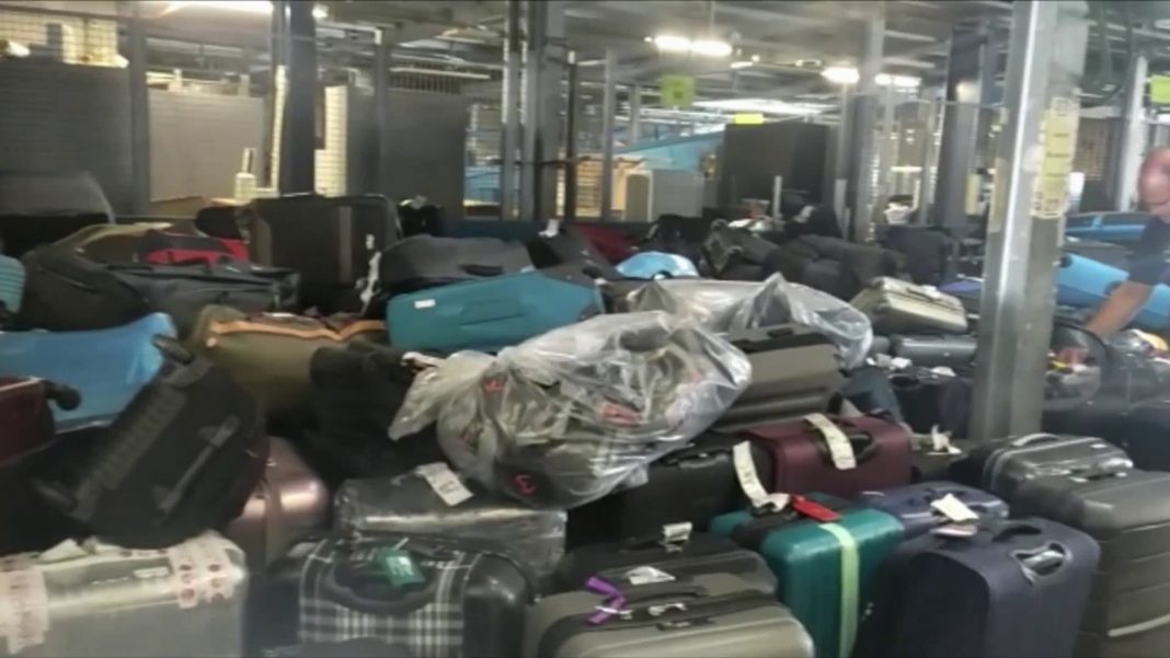 L'Aéroport d'Alger s'Attaque aux Retards de Bagages L'Arrivée de Deux Nouveaux Acteurs en Vue L'Aéroport d'Alger s'Attaque aux Retards de Bagages : L'Arrivée de Deux Nouveaux Acteurs en Vue