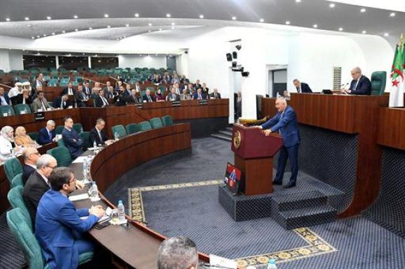 Le PLF 2024 en Algérie Une Feuille de Route Économique en Temps de Défis Le PLF 2024 en Algérie : Une Feuille de Route Économique en Temps de Défis