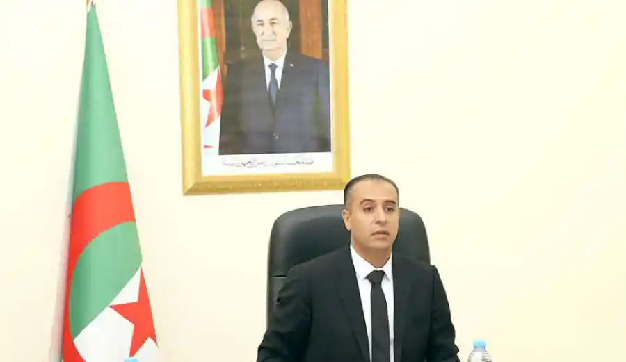 Le choix de Sadi : Une Décision Controversée Concernant la Résidence de l&rsquo;Équipe Nationale Algérienne