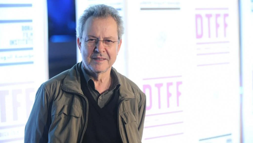 Merzak Allouache Un Cinéma Révélateur de l'Algérie Contemporaine Merzak Allouache : Un Cinéma Révélateur de l'Algérie Contemporaine