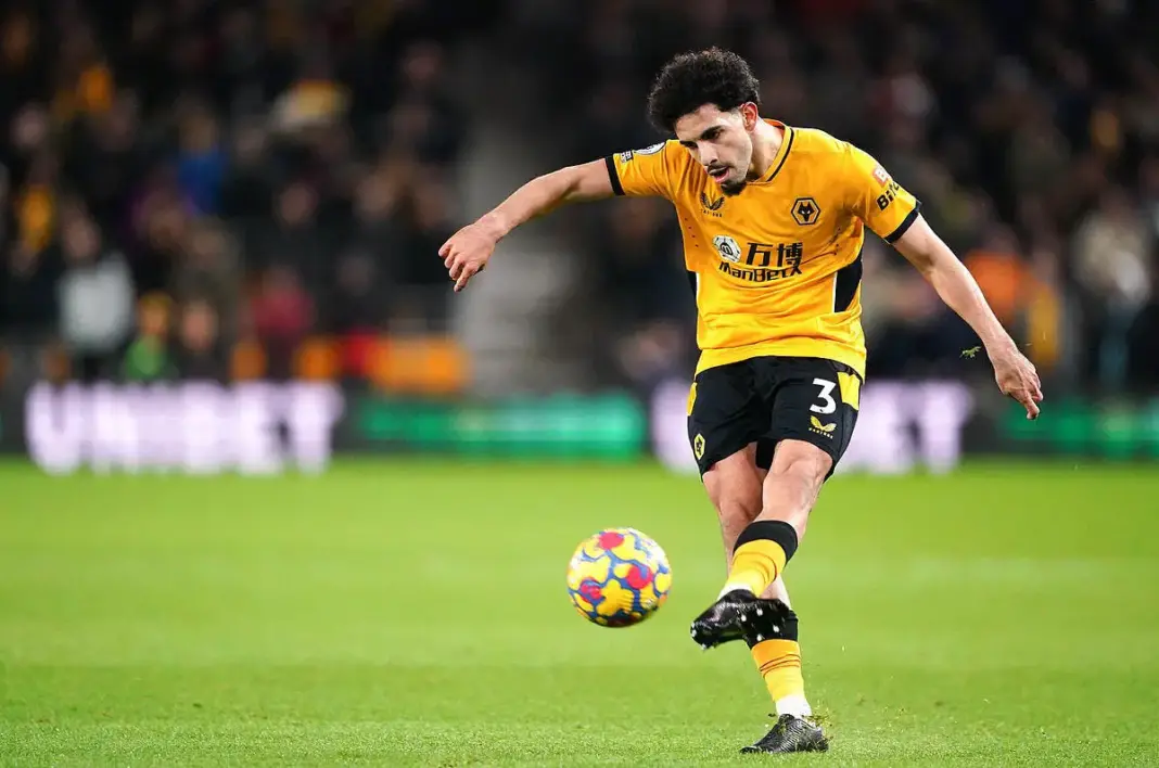 Rayan Ait-Nouri Son Choix pour l'Algérie, sa Relation avec Belmadi, et ses Ambitions pour la CAN 2023 Rayan Ait-Nouri : Son Choix pour l'Algérie, sa Relation avec Belmadi, et ses Ambitions pour la CAN 2023