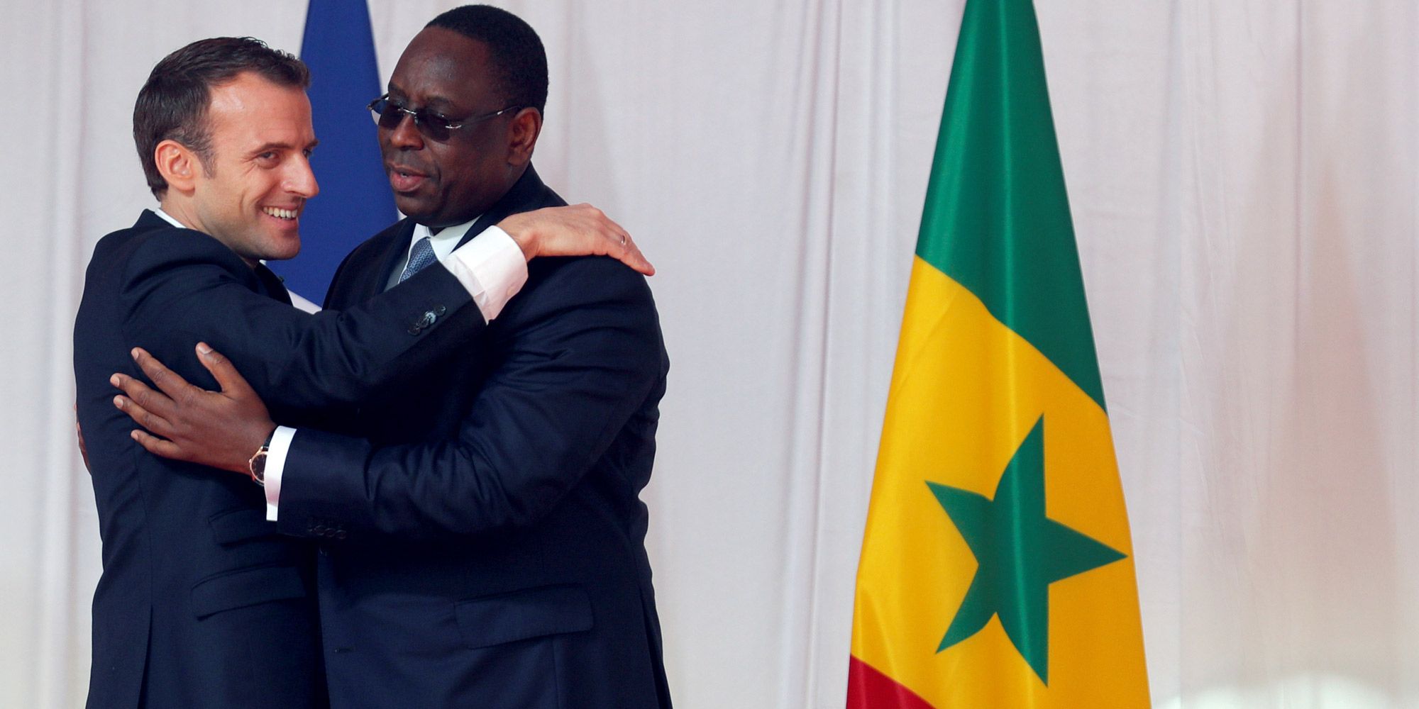 Emmanuel Macron Le Paradoxe Arrogant d'une France à la Dérive en Afrique Emmanuel Macron : Le Paradoxe Arrogant d'une France à la Dérive en Afrique