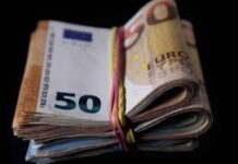 Interdiction autos d’occasion : euro en baisse sur le marché noir Interdiction autos d’occasion : euro en baisse sur le marché noir