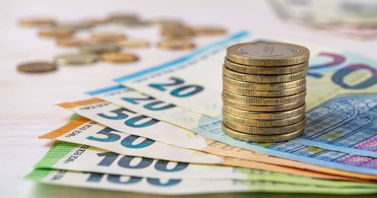 Euro marché noir Alger Square Port-Saïd avril 2026 – taux 281 dinars