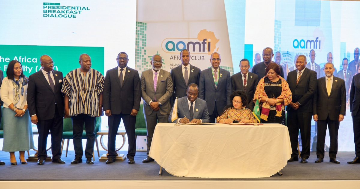 Fola Fagbule, Directeur adjoint de l'AFC, lors du Sommet Africa We Build 2026 à Nairobi, présentant la stratégie de mobilisation du capital africain pour le financement des infrastructures