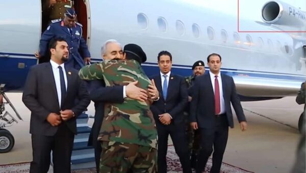 L&rsquo;avion privé de Haftar atterrit à l&rsquo;aéroport Ben Gourion de Tel-Aviv