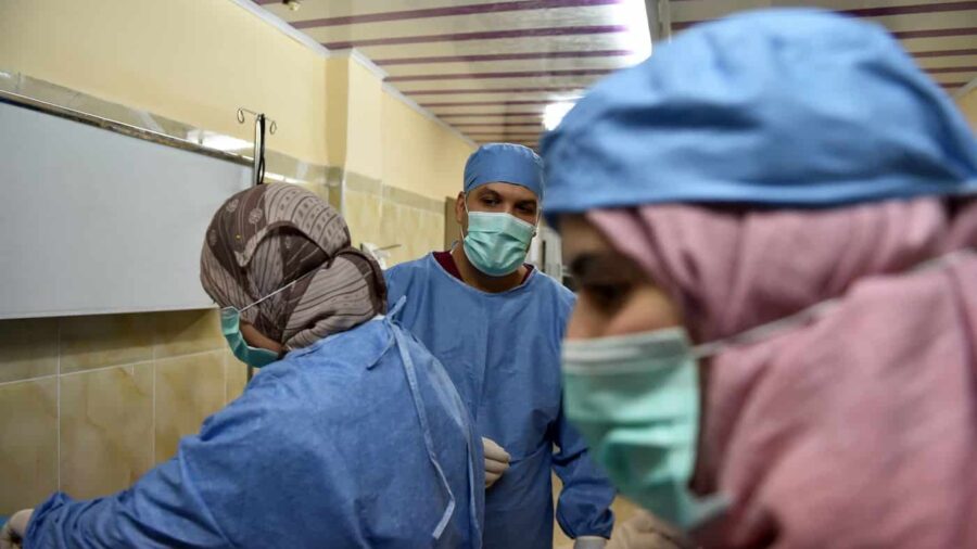 Pour se prémunir d’une éventuelle contamination / les médecins du secteur public contraints de mettre la main à la poche