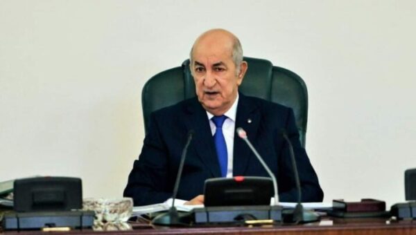Algérie: Tebboune se prononce sur la question du retour à l’école