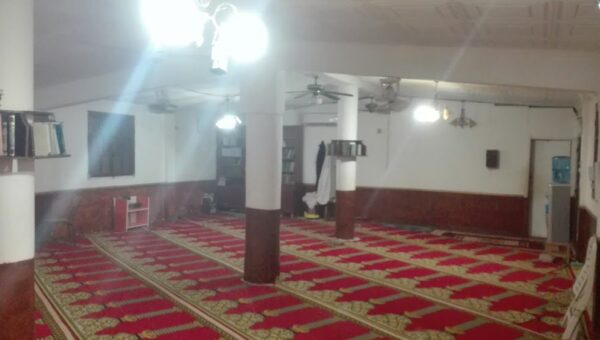 Tipaza / un voleur à l’œuvre en pleine prière dans une mosquée (vidéo)