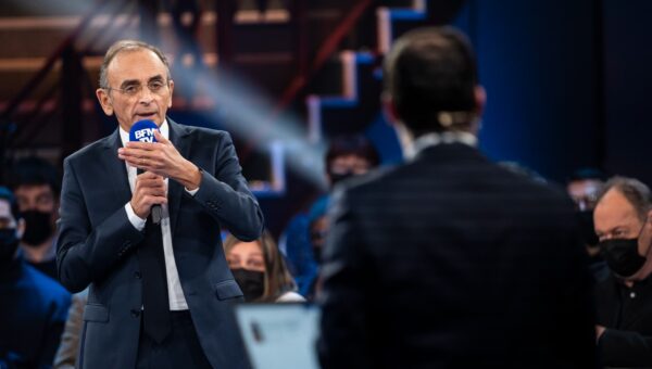 Éric  Zemmour / « Je supprimerai le concours qui permet aux médecins étrangers de venir en France »