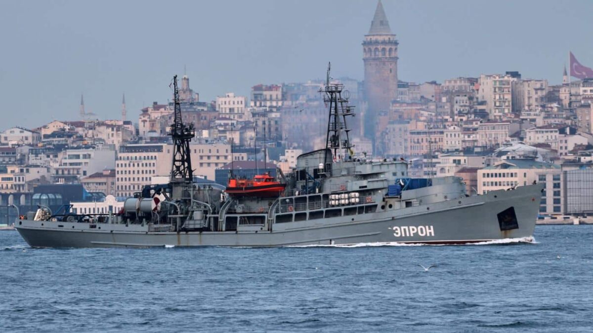 Sur fond de conflit armé en Ukraine / la Turquie interdit le passage de navires de guerre en mer Noire