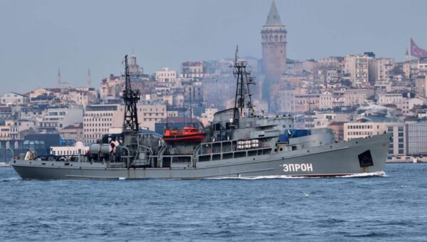 Sur fond de conflit armé en Ukraine / la Turquie interdit le passage de navires de guerre en mer Noire