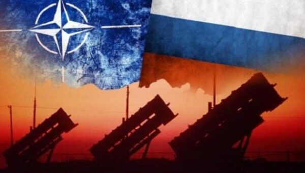 Sergueï Lavrov / « Il est inacceptable que des armes nucléaires américaines soient déployées en Europe ».