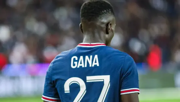 Une large campagne de solidarité avec le joueur sénégalais Idrissa Gueye à cause de l&rsquo;homosexualité