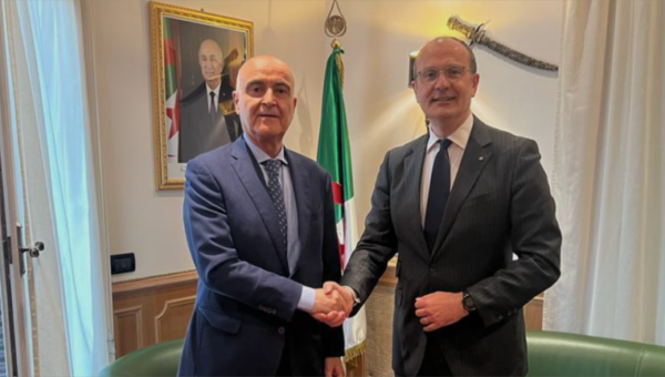 L&rsquo;Algérie négocie avec l&rsquo;Italie sur les industries de défense