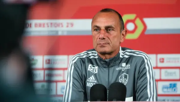 Football: L&rsquo;entraîneur de Brest dévoile les évolutions de l&rsquo;avenir de Youcef Belaïli avec l&rsquo;équipe