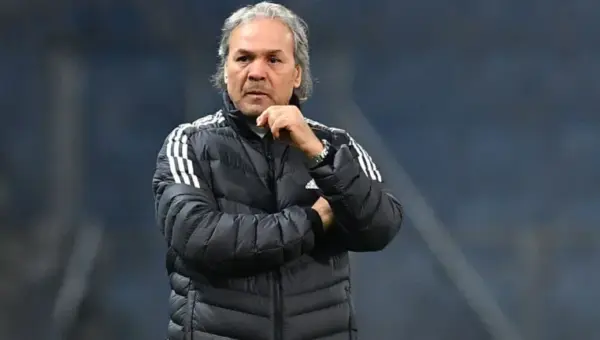 Le tribunal de Sidi M&rsquo;hamed reporte l&rsquo;examen du cas de Rabah Madjer