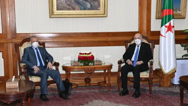 Le président Tebboune reçoit bengrina et Sofiane Djilali
