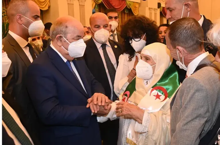 Tebboune rencontre des membres de la communauté nationale en Italie