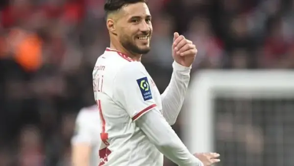 Football: A cause de l&rsquo;ambiance de la ville.. Youcef Belaili veut quitter Brest