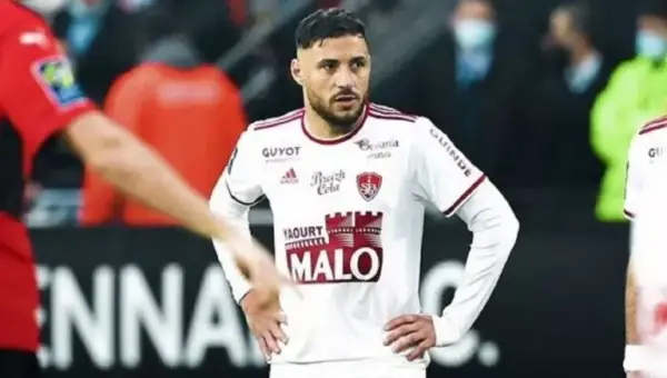 France Football: Les offres des grands clubs français pourraient rendre difficile pour Brest de garder Youcef Belaili