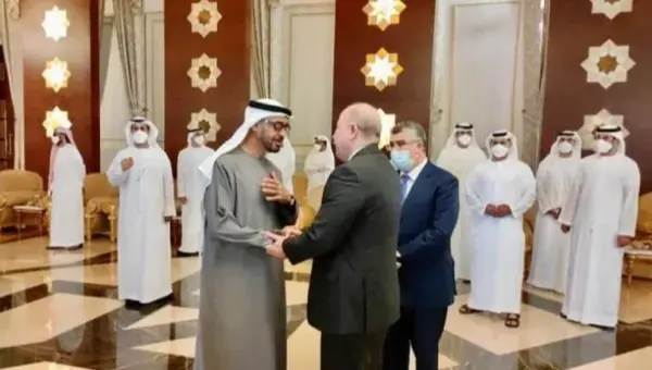 Le Premier ministre aymen ben abderrahmane aux EAU présente ses condoléances à l&rsquo;occasion du décès de Khalifa bin Zayed