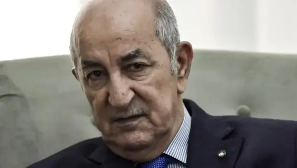 Tebboune félicite la Fédération de Khenchela et Mouloudia El Bayadh