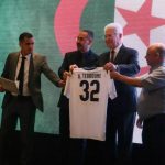 premier championnat professionnel.