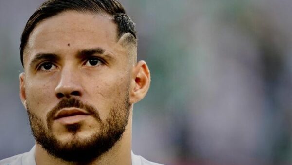 Football : un club qatari convoite Youcef Belaili
