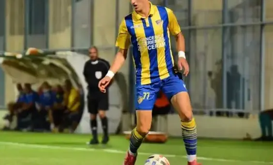Le talent algérien, Adil Boulbina, est dans le radar des grands clubs européens