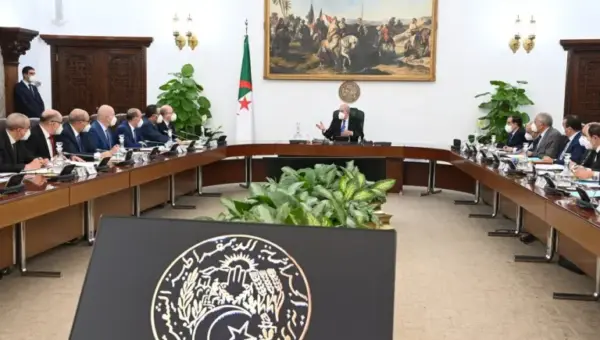 Journal français: L&rsquo;Algérie bénéficiera en 2022 d&rsquo;un répit temporaire