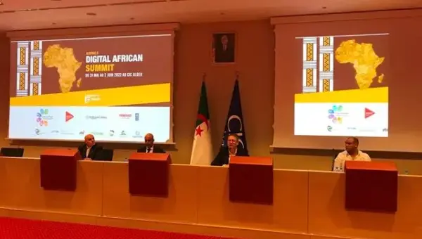Mise en avant d&rsquo;une approche algérienne lors du Sommet Africain sur la Numérisation