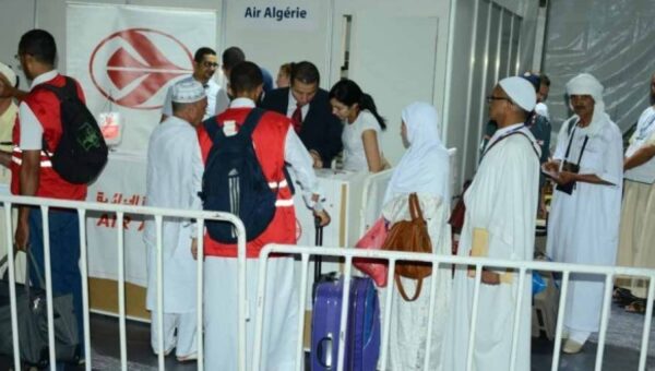 Hadj 2022 : Tebboune fait une ristourne aux hadjis en subventionnant le billet