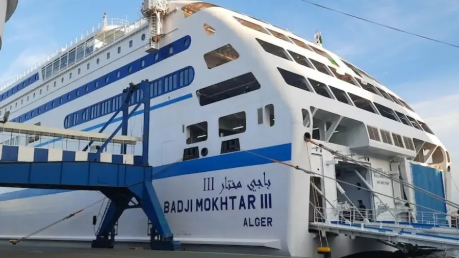 Le voyage à vide d&rsquo;un navire de Marseille à l&rsquo;Algérie conduit des fonctionnaires en détention provisoire