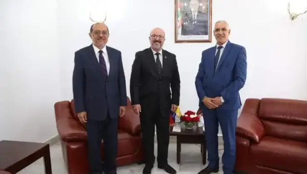 Algérie-Venezuela: signature d&rsquo;un accord pour l&rsquo;ouverture d&rsquo;une ligne aérienne directe