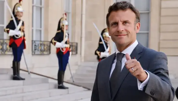 Algérie-France: Macron osera-t-il faire ce que ses prédécesseurs n&rsquo;ont pas fait ?