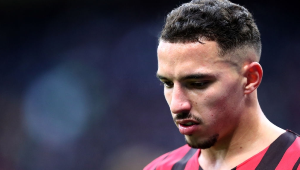 Ismaël Bennacer fait face à des pressions causée par le nouveau  arrivé de Barcelone