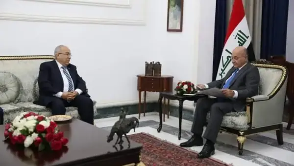 Ramtane Lamamra remet un message écrit du président Tebboune à son homologue irakien