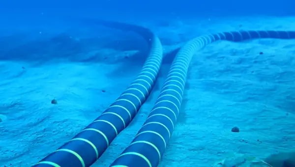 Achèvement d&rsquo;un câble sous-marin de 250 km pour alimenter l&rsquo;Italie en électricité