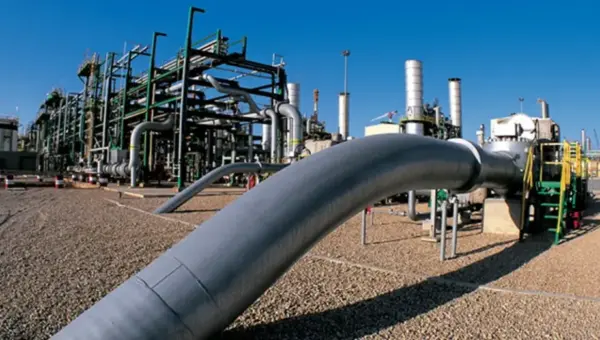 Un ancien ministre algérien: L&rsquo;Algérie a une solution suicidaire pour exporter des quantités supplémentaires de gaz
