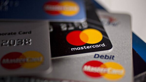 Les Algériens pourront commander leur Mastercard auprès de plusieurs agences bancaires