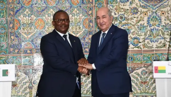 L&rsquo;Algérie bloque la route au Maroc, et Tebboune confirme: « Nous corrigerons notre erreur avec la Guinée-Bissau »