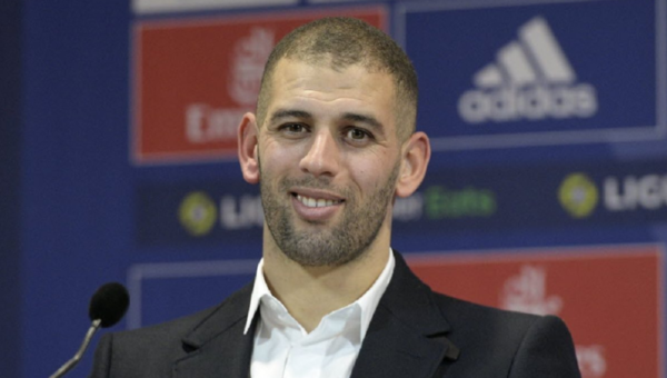 Mercato: Islam Slimani reporte sa décision sur sa future destination pour cette raison