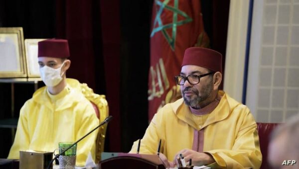 Le roi du Maroc appelle « certains partenaires » à clarifier leurs positions sur le Sahara occidental