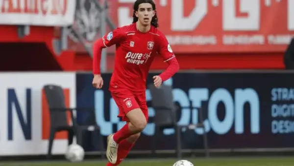 Ramiz Zerrouki se remet d&rsquo;une blessure et est prêt pour le sommet européen de la Fiorentina
