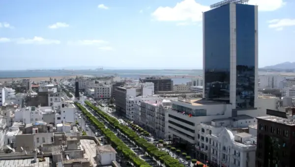 Un investissement britannique de 1,5 milliard de dollars pour produire de l&rsquo;énergie solaire en Tunisie